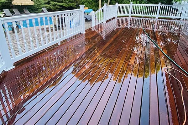 Decking By Expressway